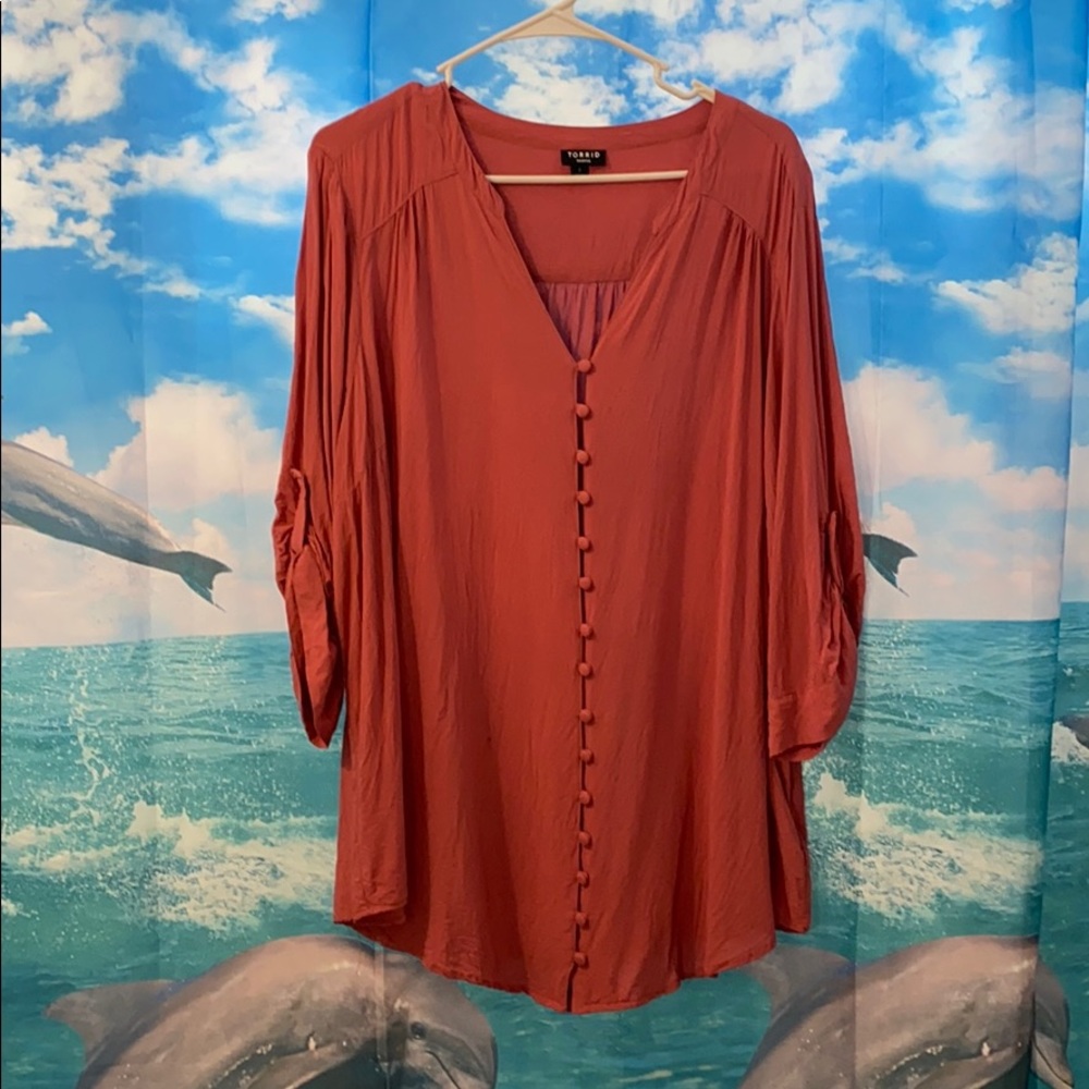 Muave pink torrid button up shirt